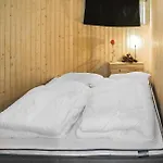 펜션 Lovely In With Sauna 헴세달